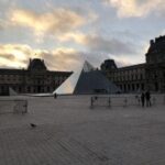 Morgenstimmung am Louvre