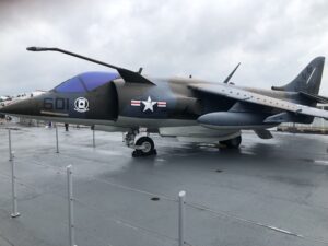 USS_Intrepid_Museum_AV-8C-Harrier