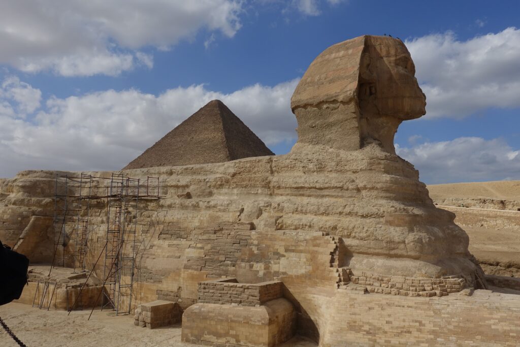Sphinx Pyramide
