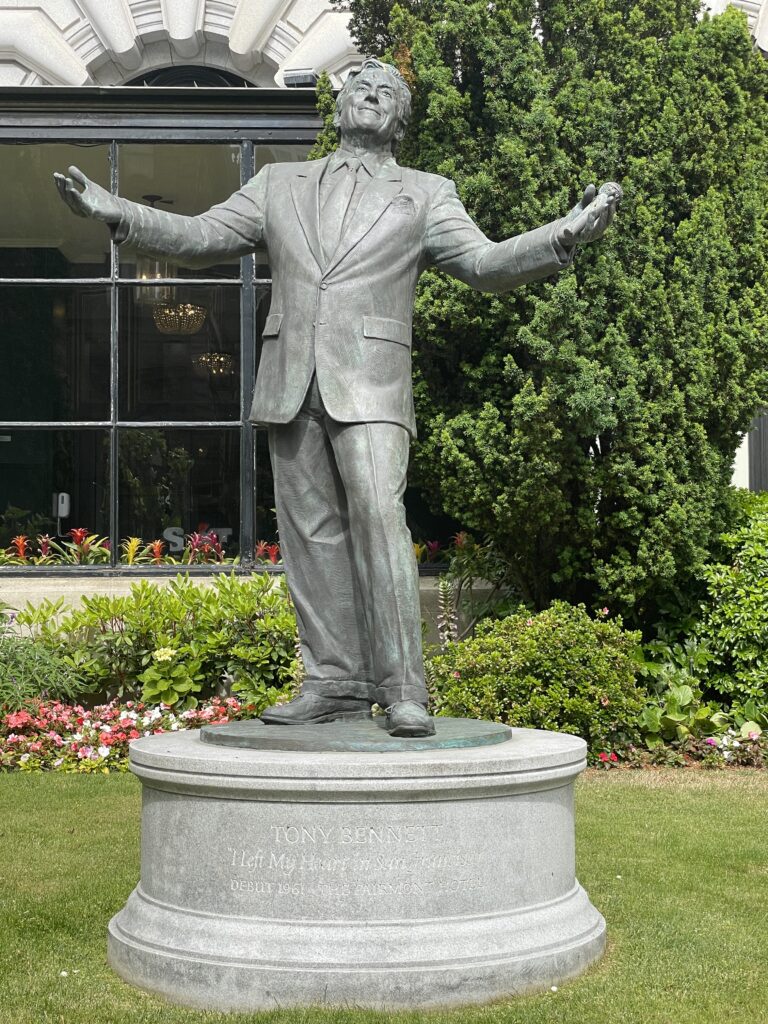 Tony Bennett Statue Fairmont San Francisco